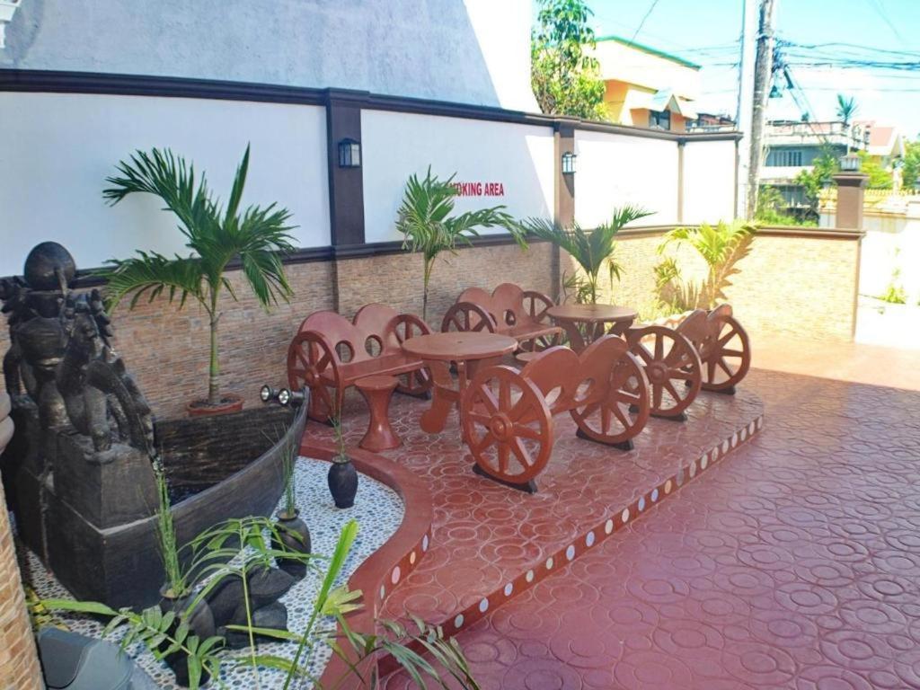Mayon Backpackers Hostel Легазпи Екстериор снимка