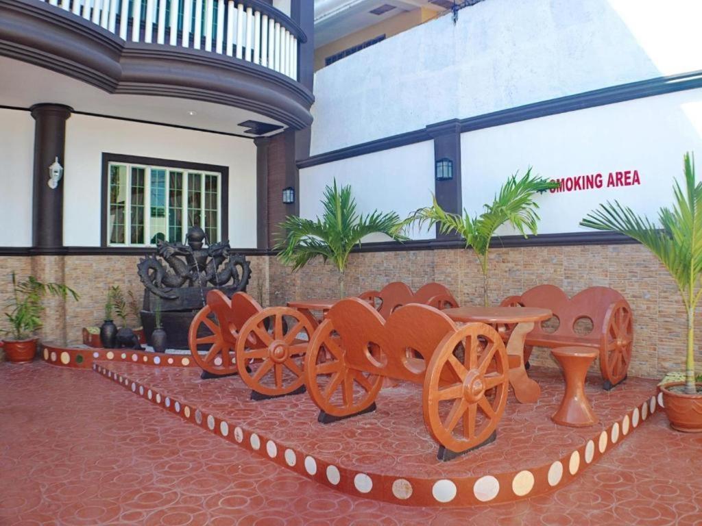 Mayon Backpackers Hostel Легазпи Екстериор снимка
