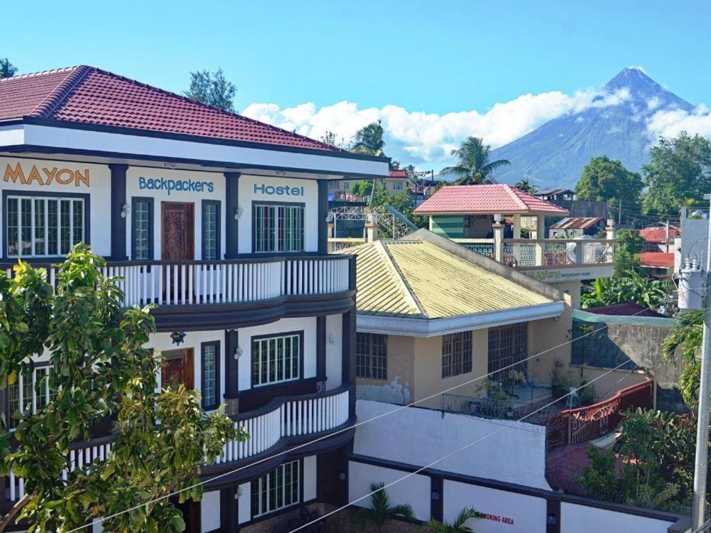 Mayon Backpackers Hostel Легазпи Екстериор снимка