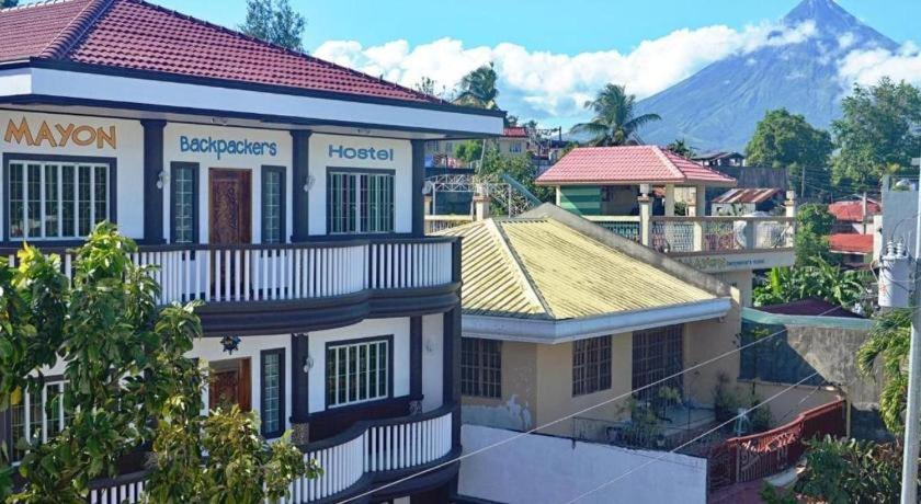 Mayon Backpackers Hostel Легазпи Екстериор снимка
