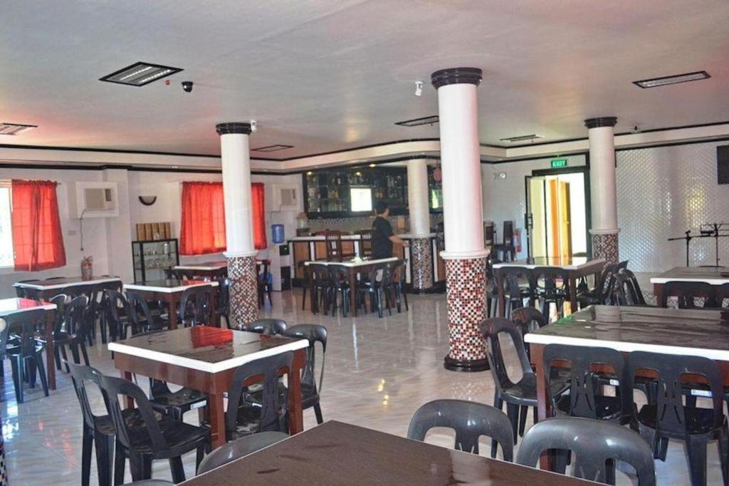 Mayon Backpackers Hostel Легазпи Екстериор снимка
