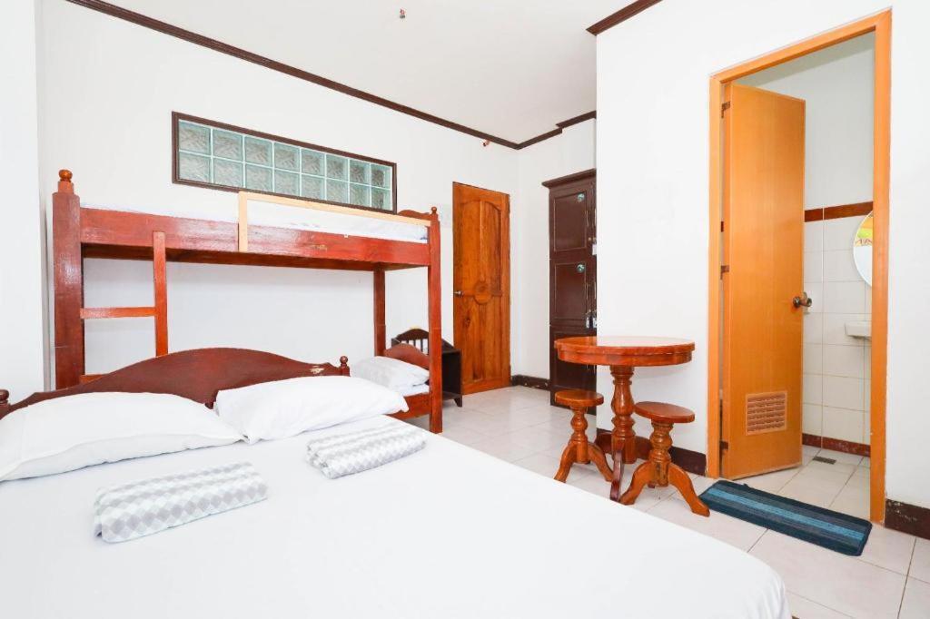 Mayon Backpackers Hostel Легазпи Екстериор снимка