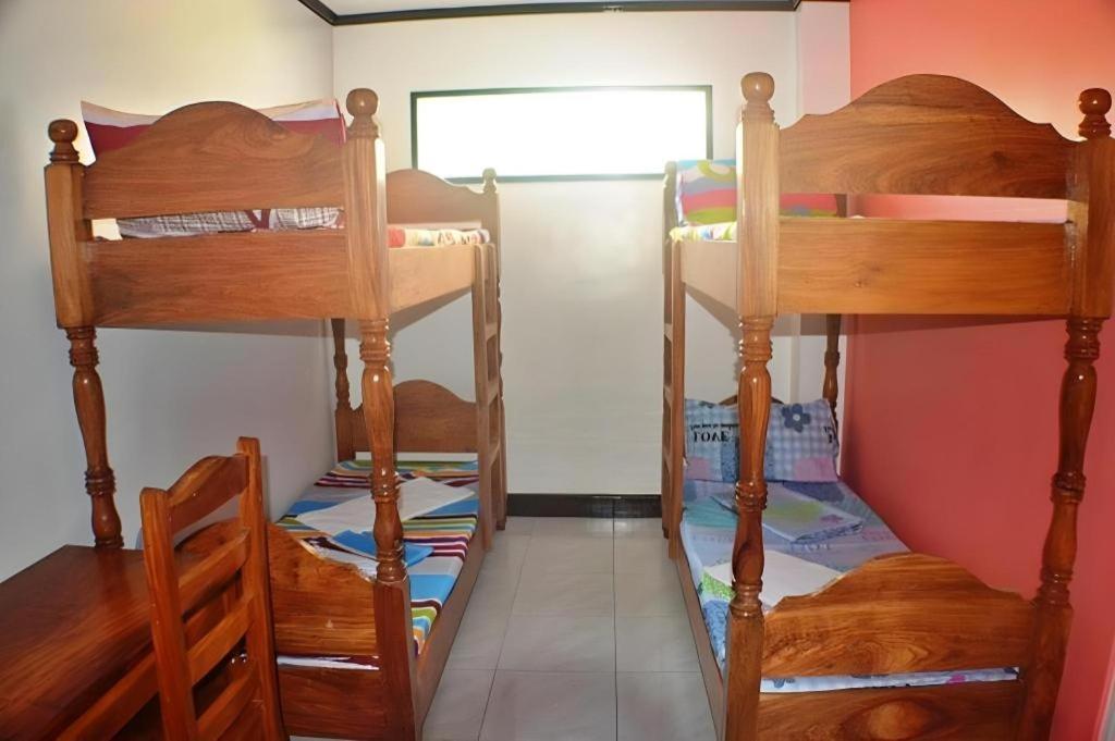 Mayon Backpackers Hostel Легазпи Екстериор снимка