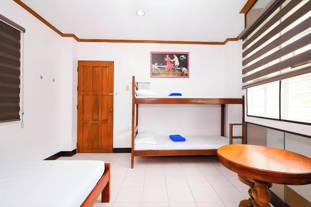 Mayon Backpackers Hostel Легазпи Екстериор снимка